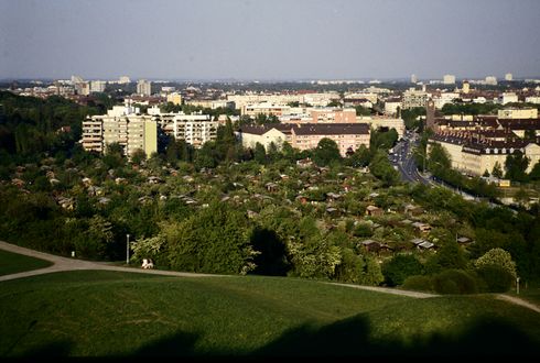 Vom Olympiaberg auf die Ackermannstraße und die Kleingartenanlage Nord-West 30 im Jahr 1993