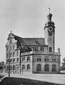 Die ehemalige Columbusschule am Kolumbusplatz erbaut 1894–1896. Kriegszerstört.