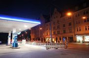 Oase in der Nacht: Aral–Tankstelle